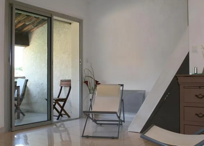 Appartamento Coquet Dans Mazet Ste Maxime Riviera *