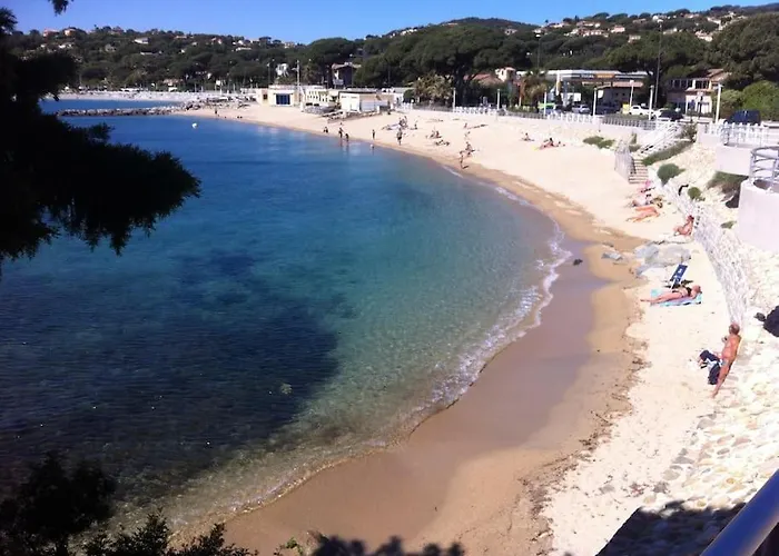 Coquet Dans Mazet Ste Maxime Riviera 아파트 *