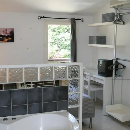 Coquet Dans Mazet Ste Maxime Riviera Apartment Sainte-Maxime