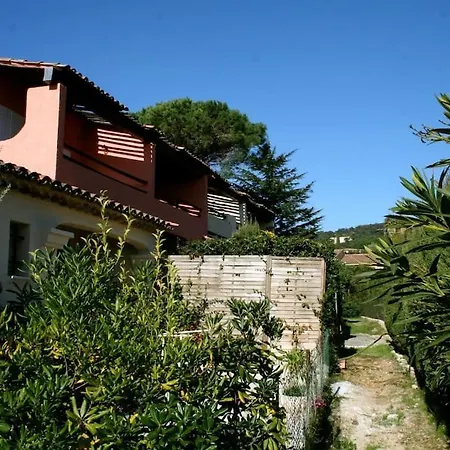 Coquet Dans Mazet Ste Maxime Riviera Sainte-Maxime