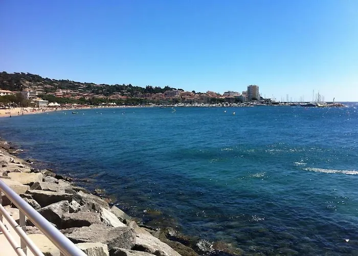 Coquet Dans Mazet Ste Maxime Riviera Apartamento